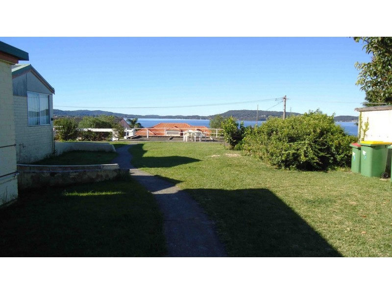 4 Couch, Koolewong NSW 2256