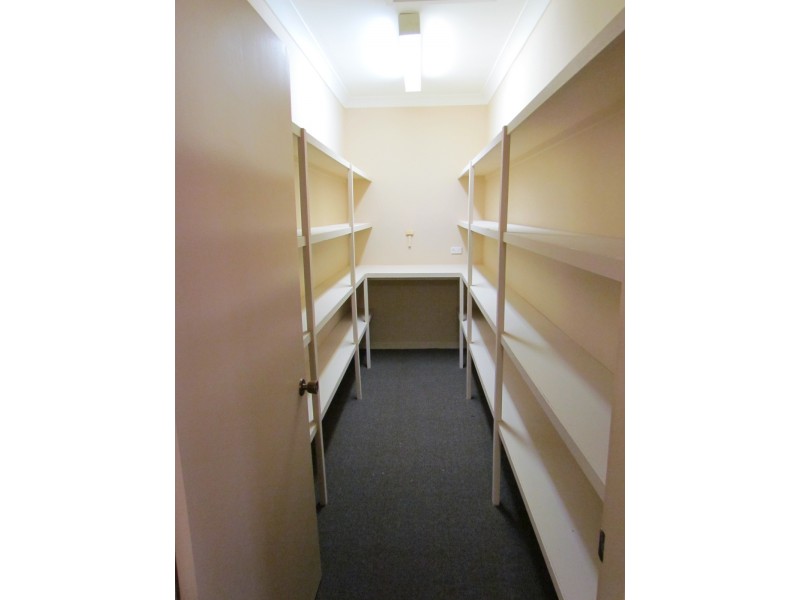 30 Renwick Street, Wyoming NSW 2250