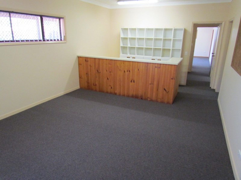 30 Renwick Street, Wyoming NSW 2250