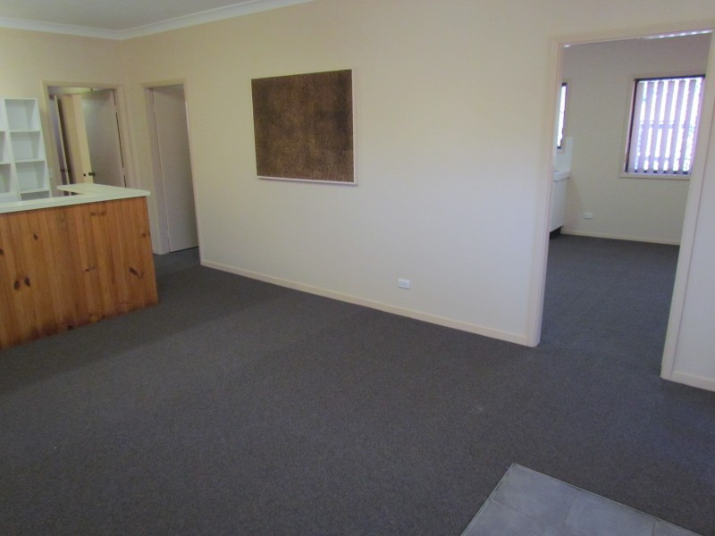 30 Renwick Street, Wyoming NSW 2250