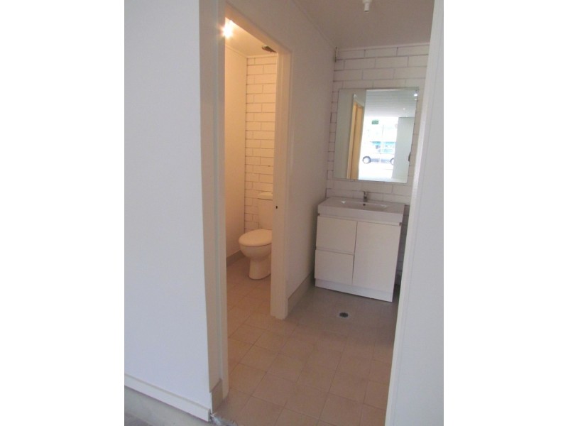 1/225 Central Coast Hwy, Erina NSW 2250