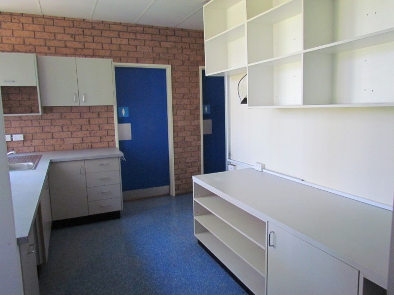 8A Hereford Street, Berkeley Vale NSW 2261