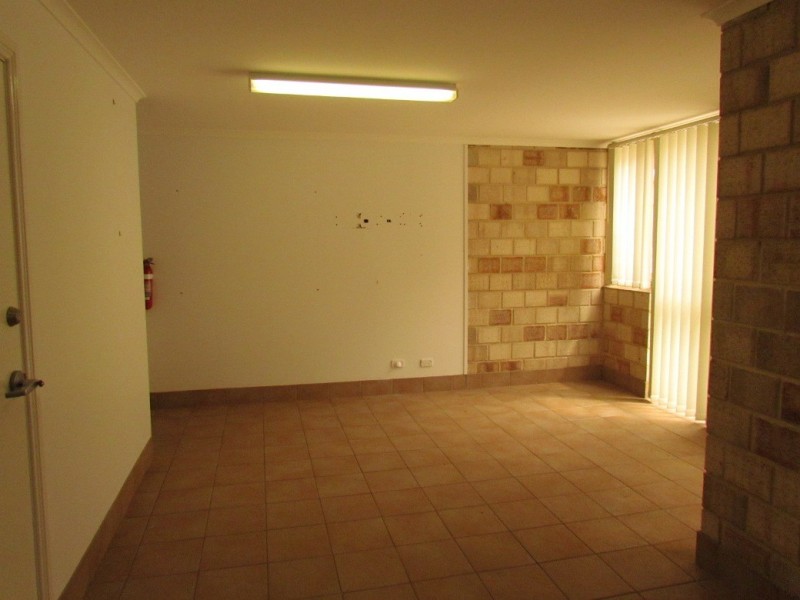 6/8 Bonnal Road, Erina NSW 2250