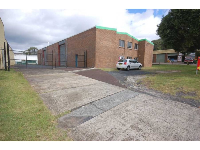 8 Grieve Close, West Gosford NSW 2250