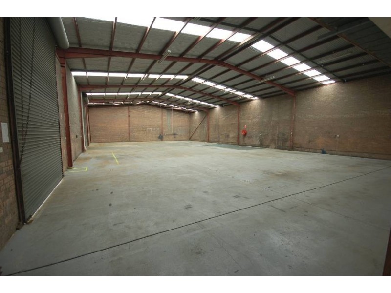 8 Grieve Close, West Gosford NSW 2250