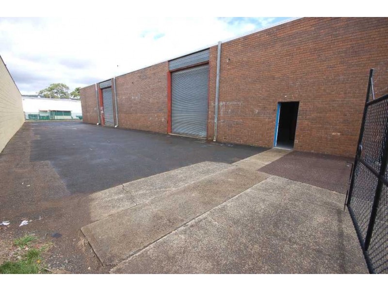 8 Grieve Close, West Gosford NSW 2250