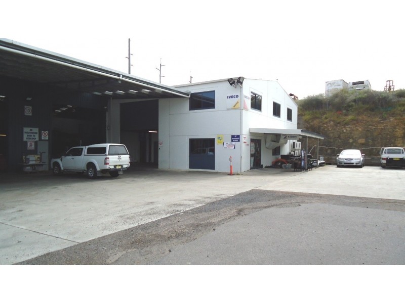 9 Dell Road, West Gosford NSW 2250