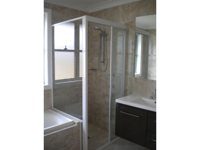 10/9 Harbour Boulevard, Bomaderry NSW 2541