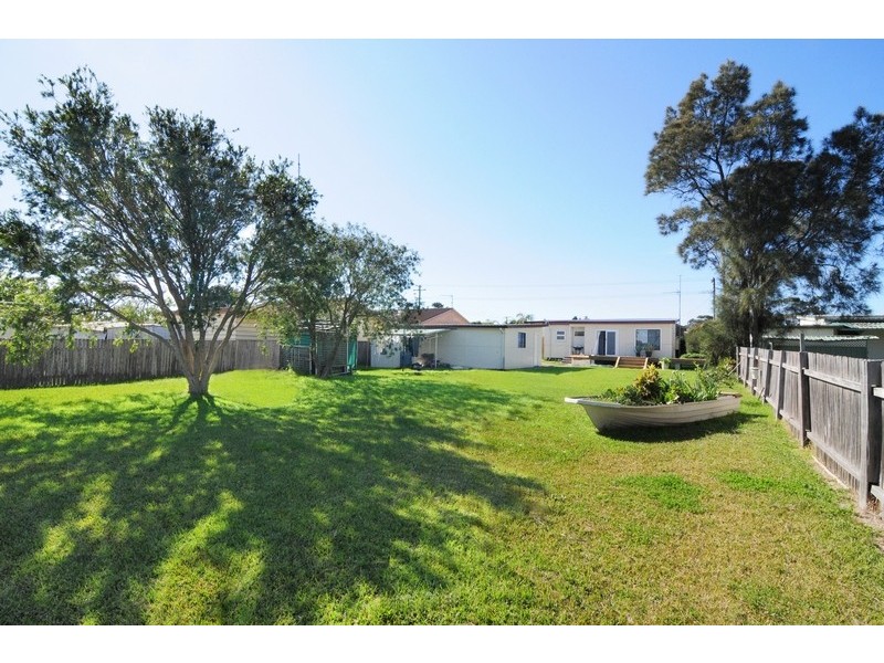 103 Prince Edward Avenue, Culburra Beach NSW 2540