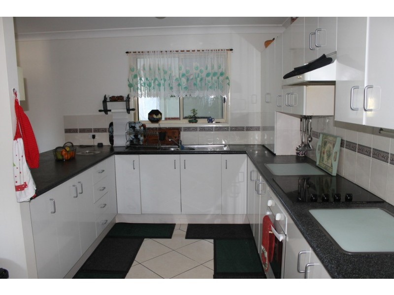 17 Audrey Avenue, Basin View NSW 2540