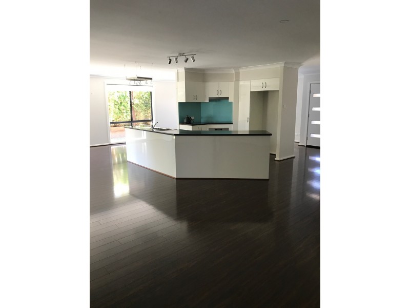14 Hogbin Crescent, Sanctuary Point NSW 2540