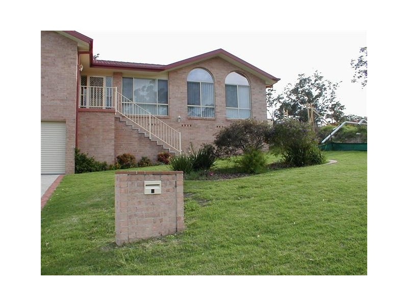 1 Nundah Close, Bomaderry NSW 2541