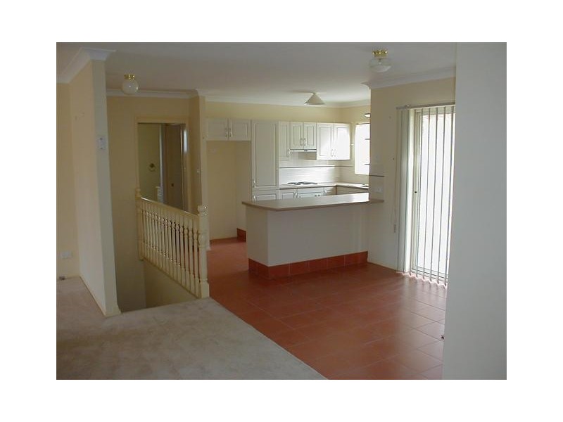 1 Nundah Close, Bomaderry NSW 2541