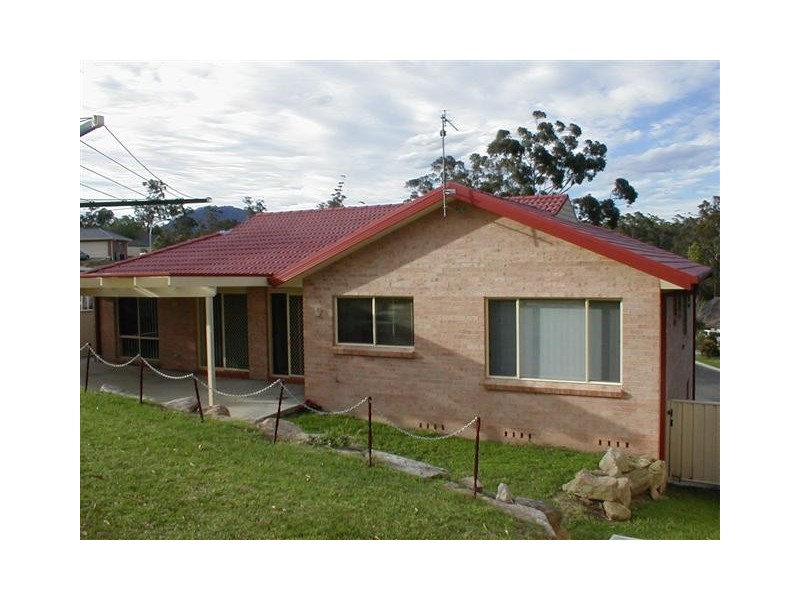 1 Nundah Close, Bomaderry NSW 2541