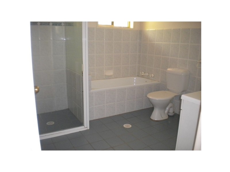 1/8 Rendal Avenue, North Nowra NSW 2541