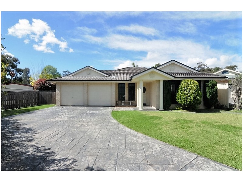 4 Treviso Place, North Nowra NSW 2541