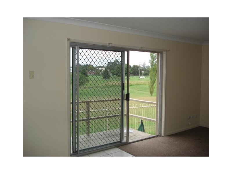 4/2 Shorland Place, Nowra NSW 2541