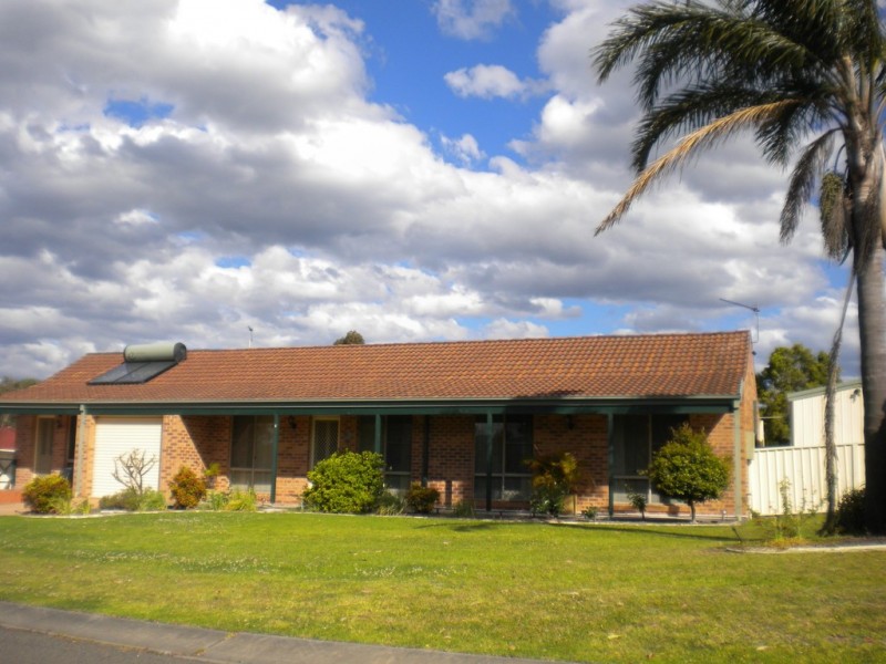 4 Illawarra Circuit, Worrigee NSW 2540