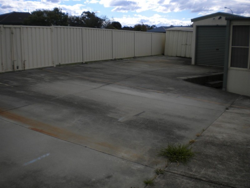 4 Illawarra Circuit, Worrigee NSW 2540