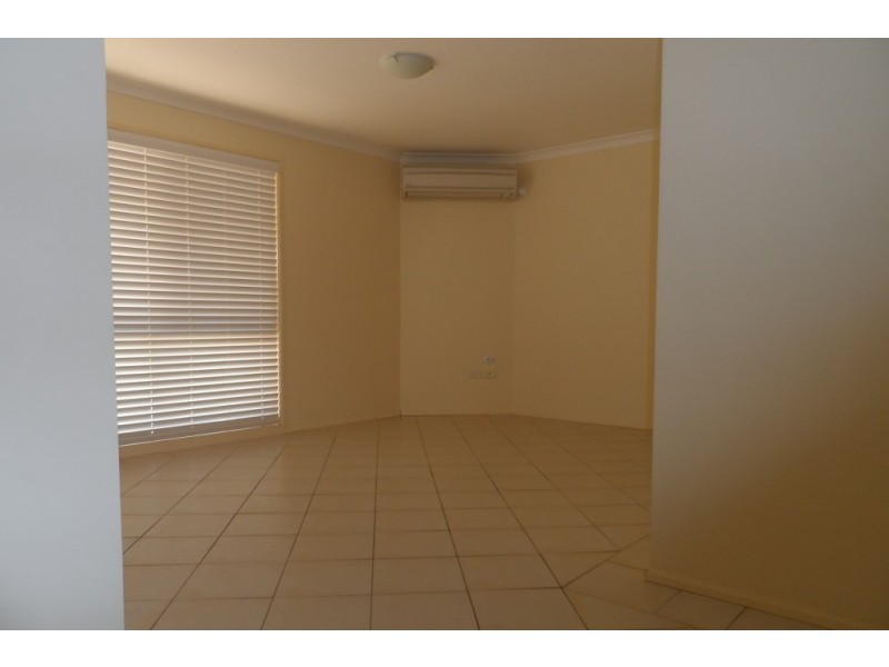 57 Burradoo Crescent, Worrigee NSW 2540