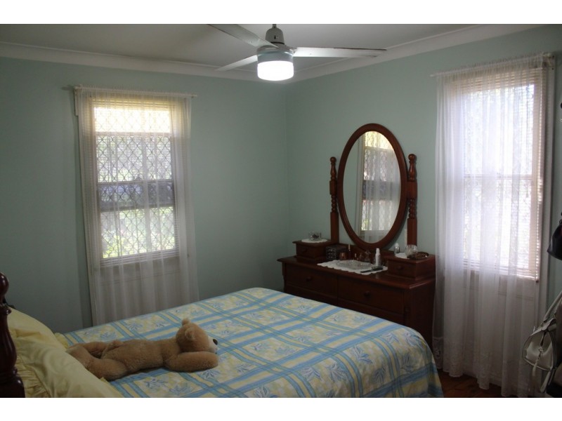 13 Alfred Street, Bomaderry NSW 2541