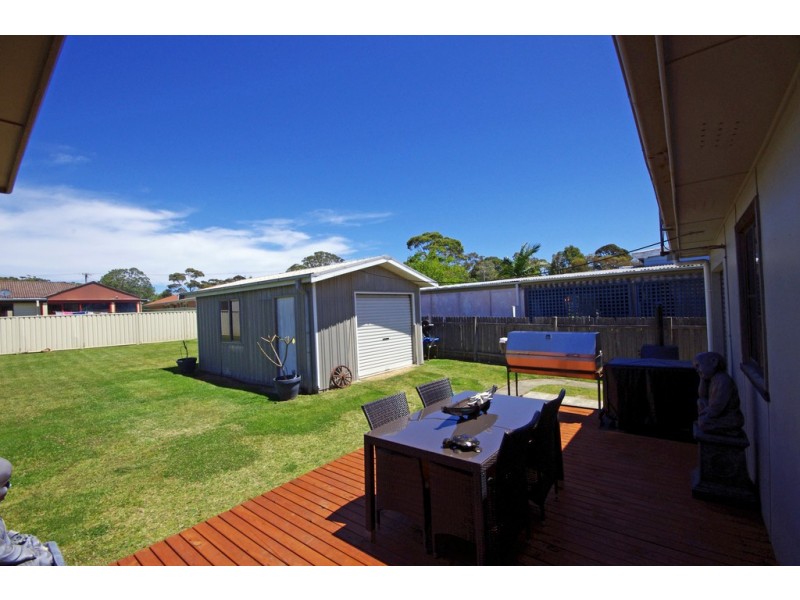 20 The Lake Circuit, Culburra Beach NSW 2540