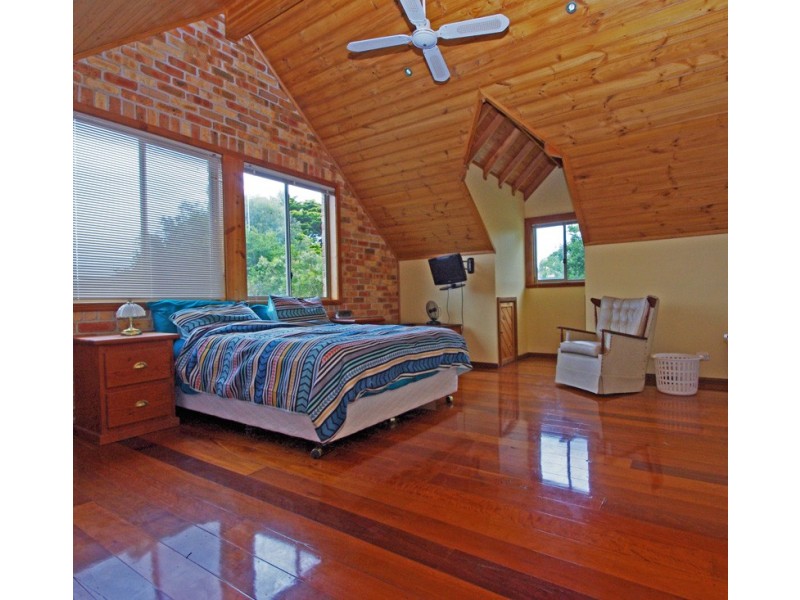 2 Otway Street, Orient Point NSW 2540