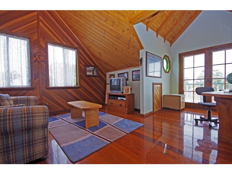 2 Otway Street, Orient Point NSW 2540