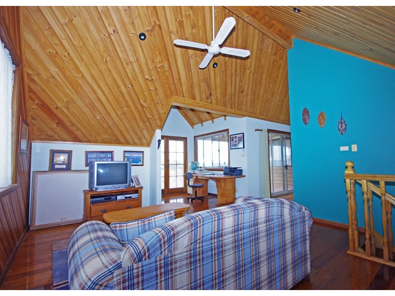 2 Otway Street, Orient Point NSW 2540