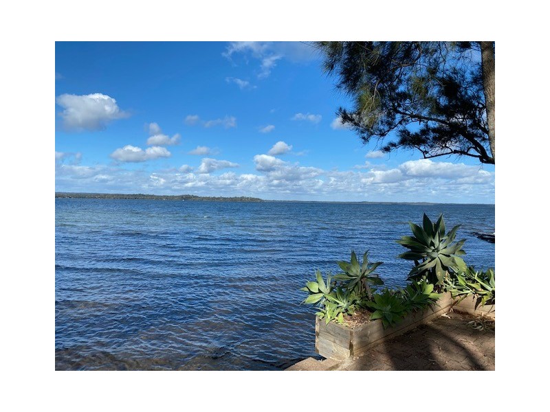 4 Island Point Road, St Georges Basin NSW 2540