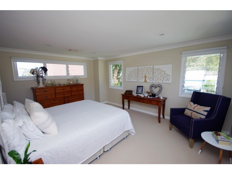 54 Prince Edward Ave, Culburra Beach NSW 2540