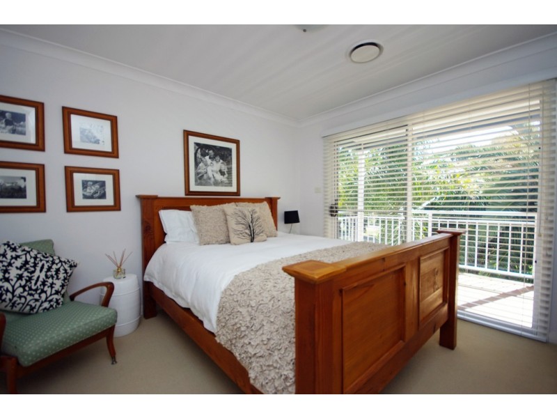 54 Prince Edward Ave, Culburra Beach NSW 2540