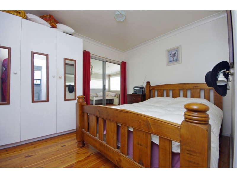 59 Osterley Avenue, Orient Point NSW 2540
