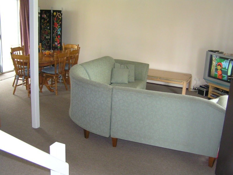 7 Wharf Road, Erowal Bay NSW 2540