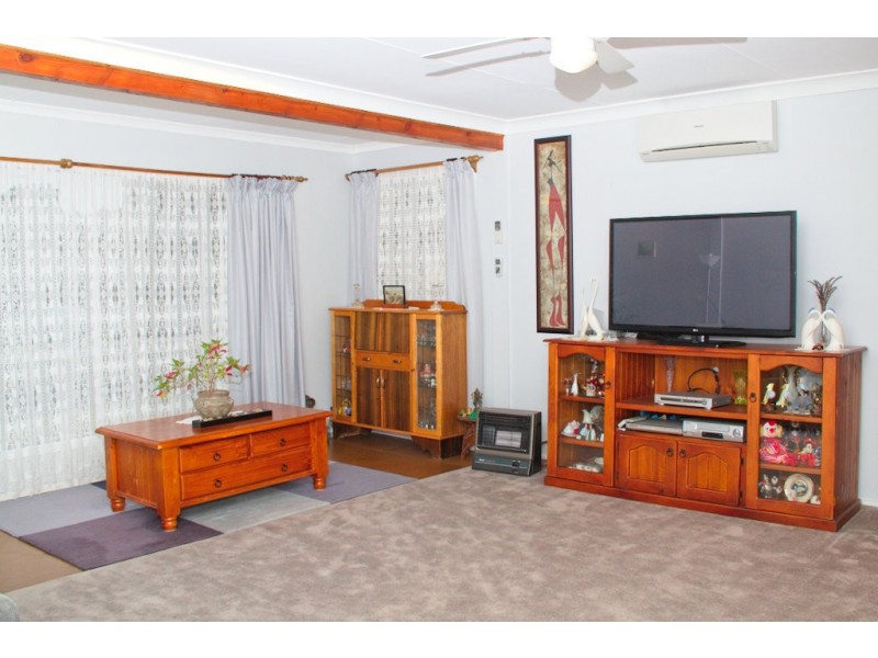 127 Waratah Crescent, Sanctuary Point NSW 2540