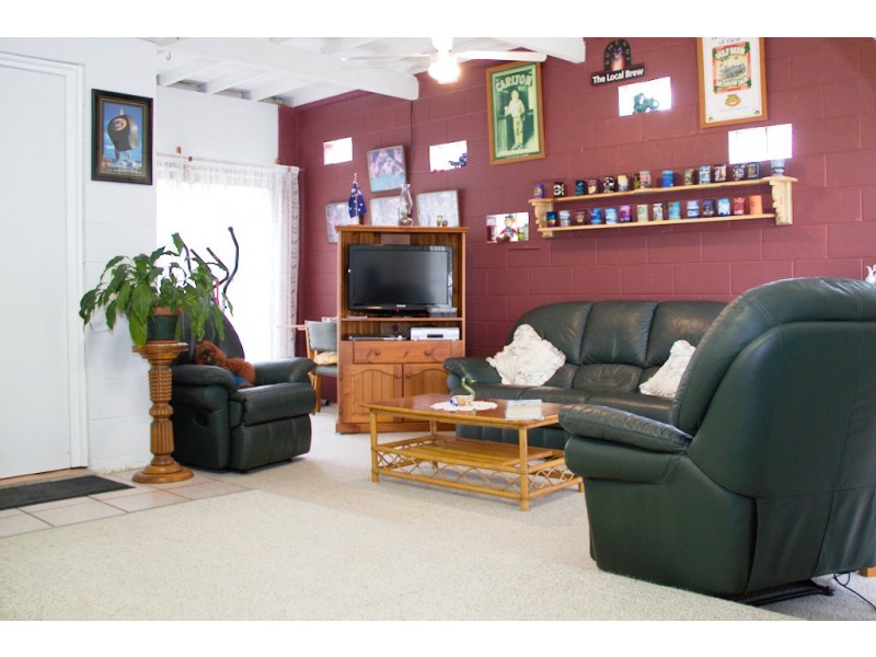 127 Waratah Crescent, Sanctuary Point NSW 2540