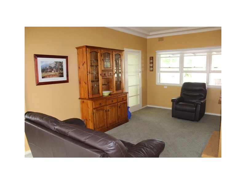 33 Journal Street, Nowra NSW 2541