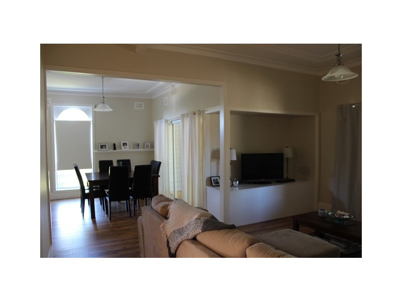 135 Plunkett Street, Nowra NSW 2541