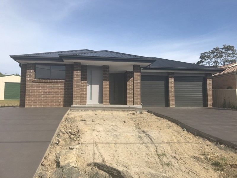 11 WARREGO DRIVE, Sanctuary Point NSW 2540