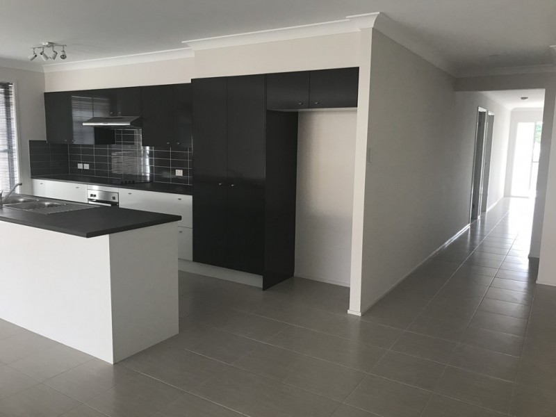 11 WARREGO DRIVE, Sanctuary Point NSW 2540