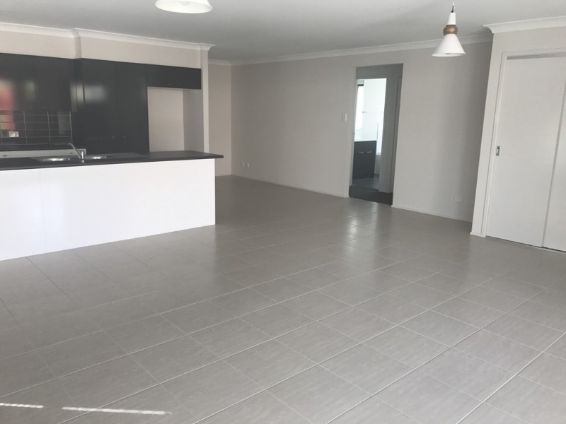 11 WARREGO DRIVE, Sanctuary Point NSW 2540