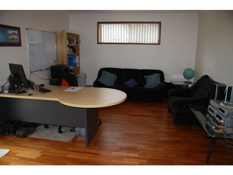 124 Yurunga Drive, North Nowra NSW 2541