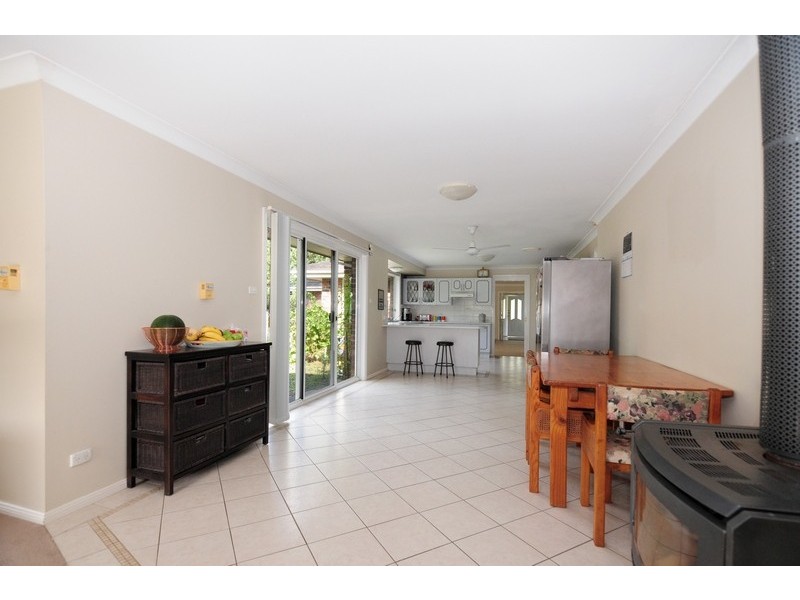 6 Torbin Place, Tomerong NSW 2540