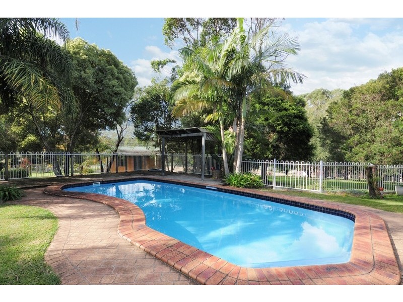 6 Torbin Place, Tomerong NSW 2540