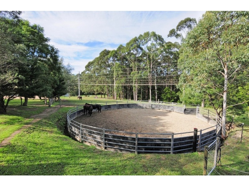 6 Torbin Place, Tomerong NSW 2540