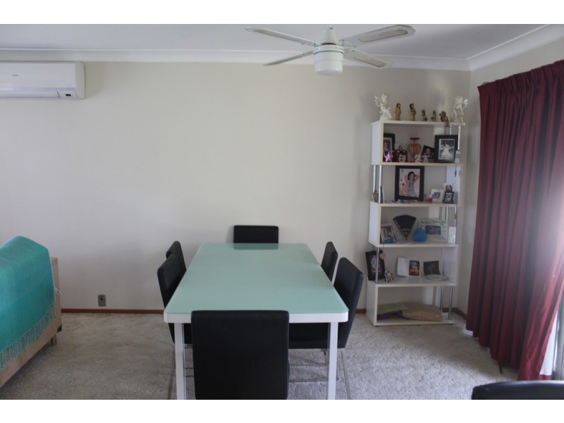 44 Yeovil Street, Bomaderry NSW 2541