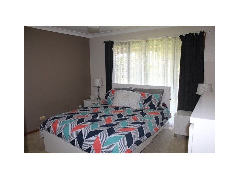 44 Yeovil Street, Bomaderry NSW 2541