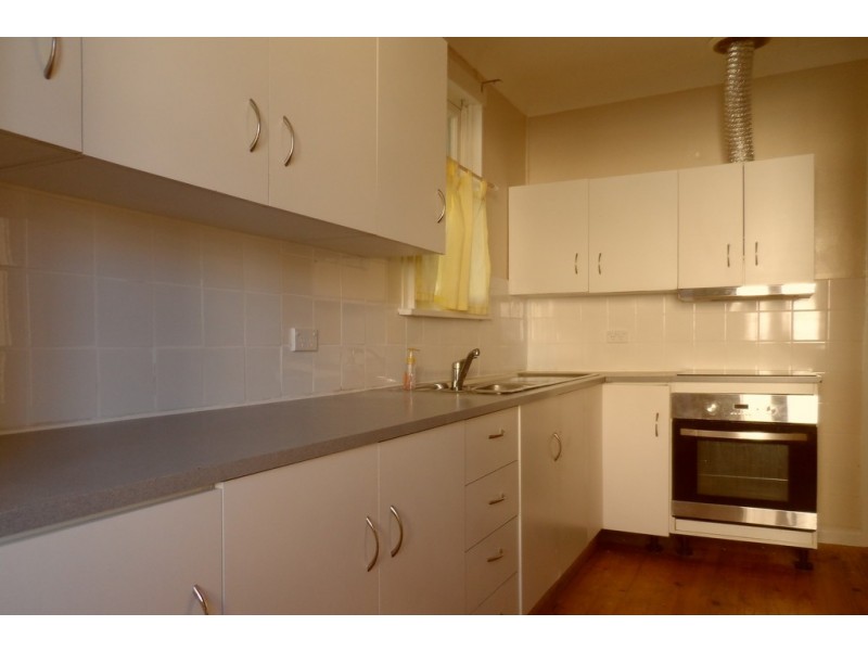 4 Supply Street, Nowra NSW 2541