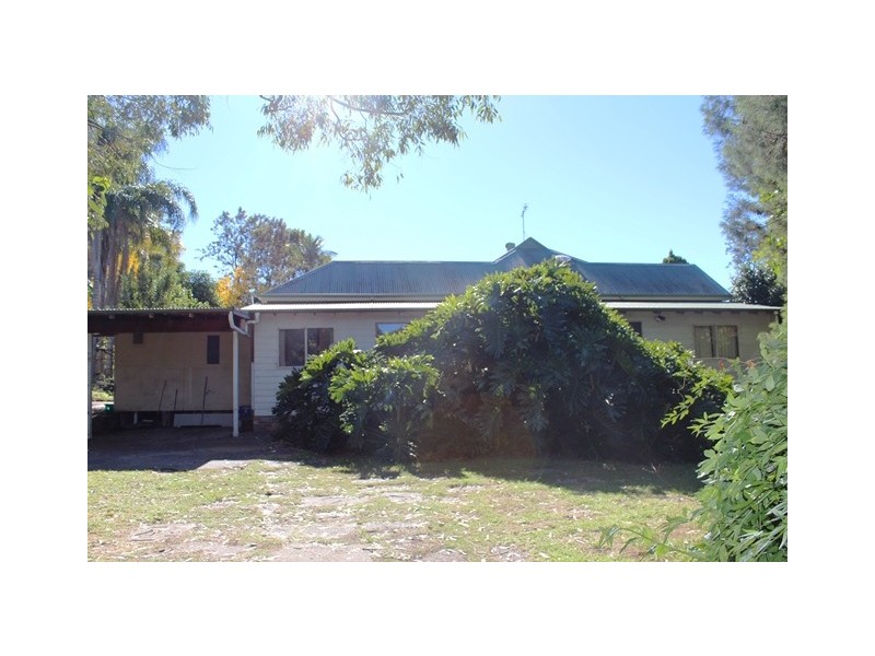 93 Berry Street, Nowra NSW 2541