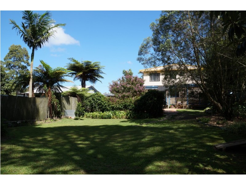 68 MACGIBBON PARADE, Old Erowal Bay NSW 2540
